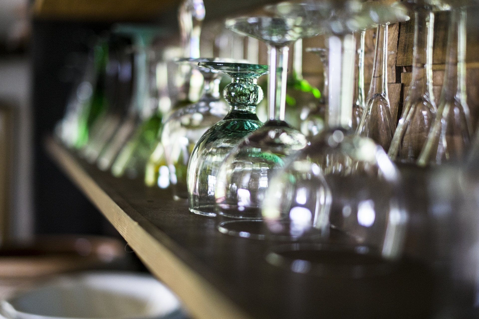 ワイングラスで味が変わる 美味しく飲むための基礎知識を知ろう Blog Riveret Official Site