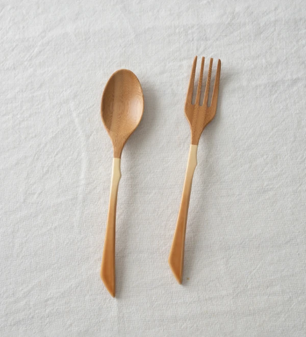 item-main